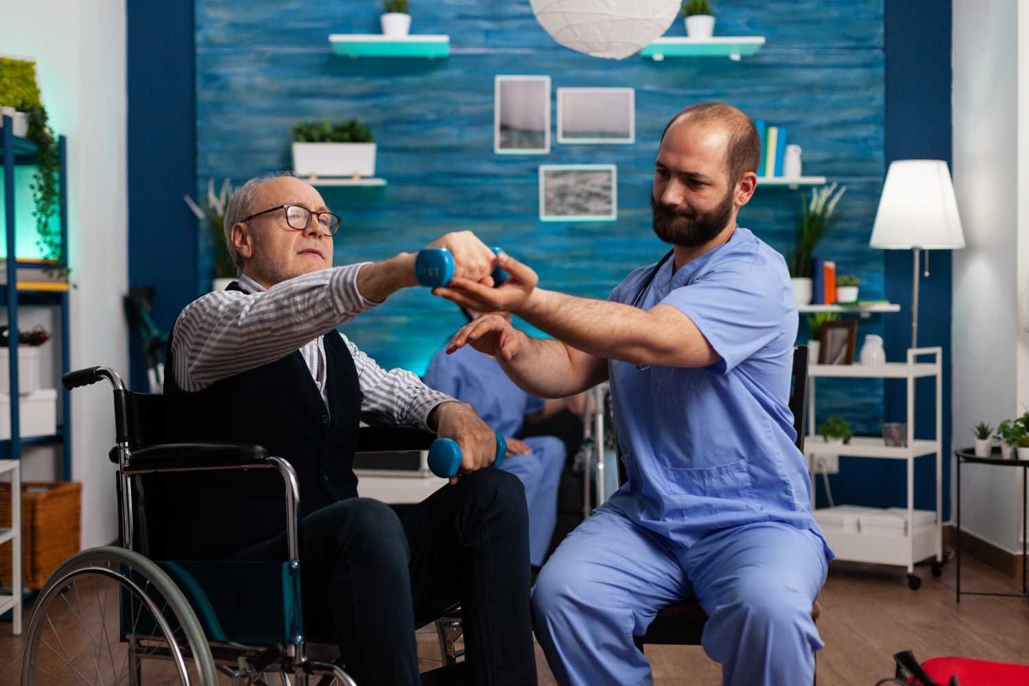 What advanced facilities are available at the Best Rehabilitation Center in Greater Noida at Neurigo 360?